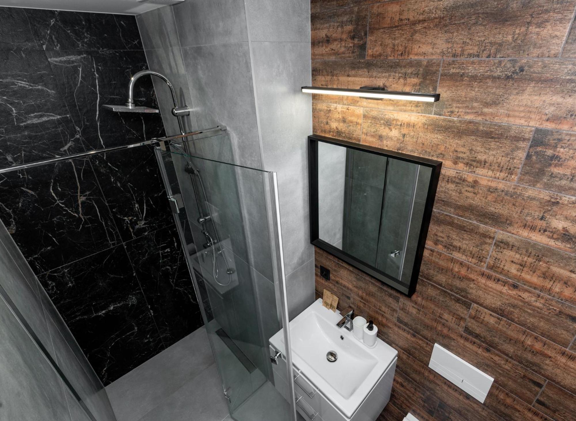 Revesen Premium Apartments Краків Екстер'єр фото