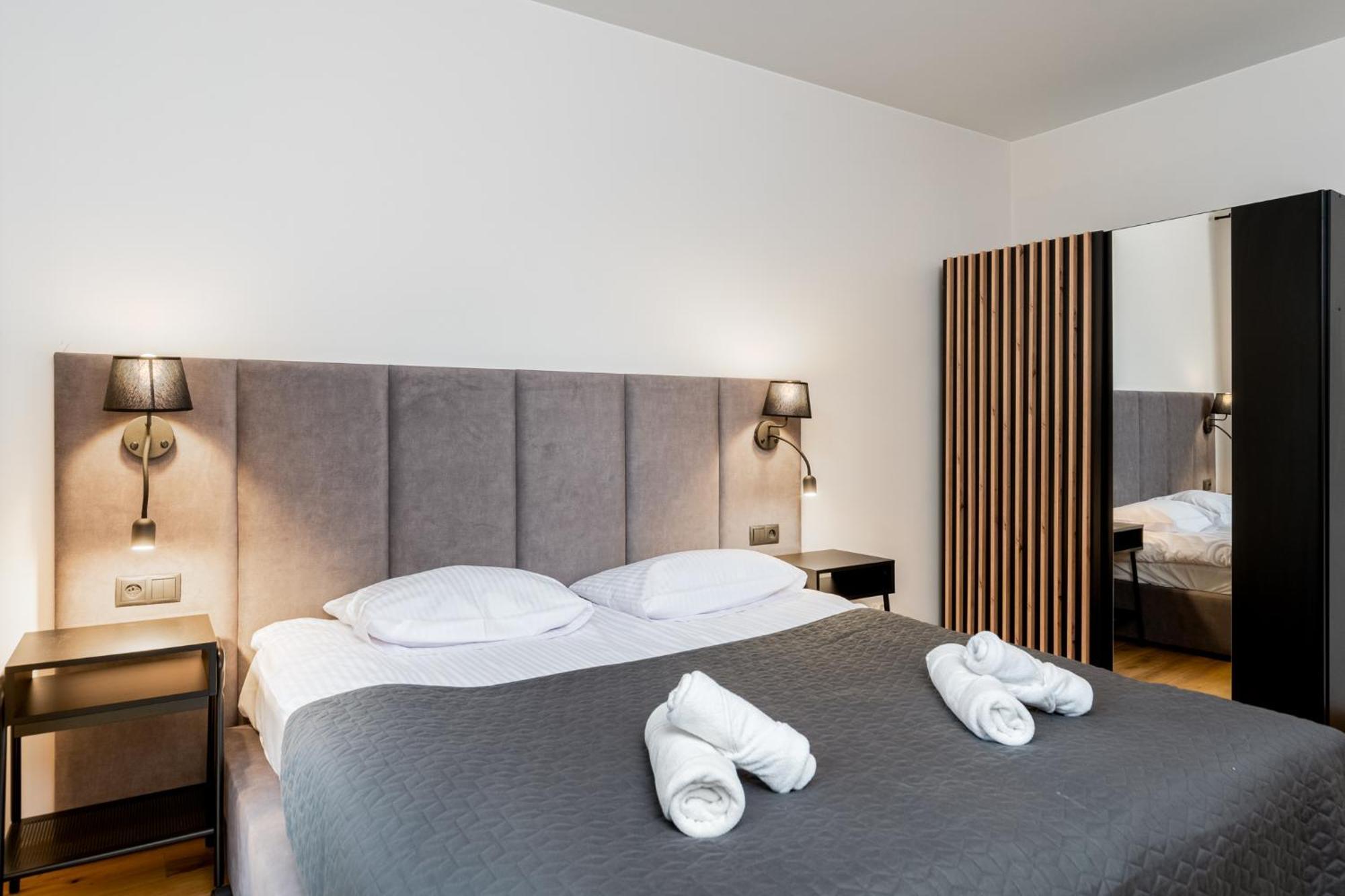 Revesen Premium Apartments Краків Екстер'єр фото