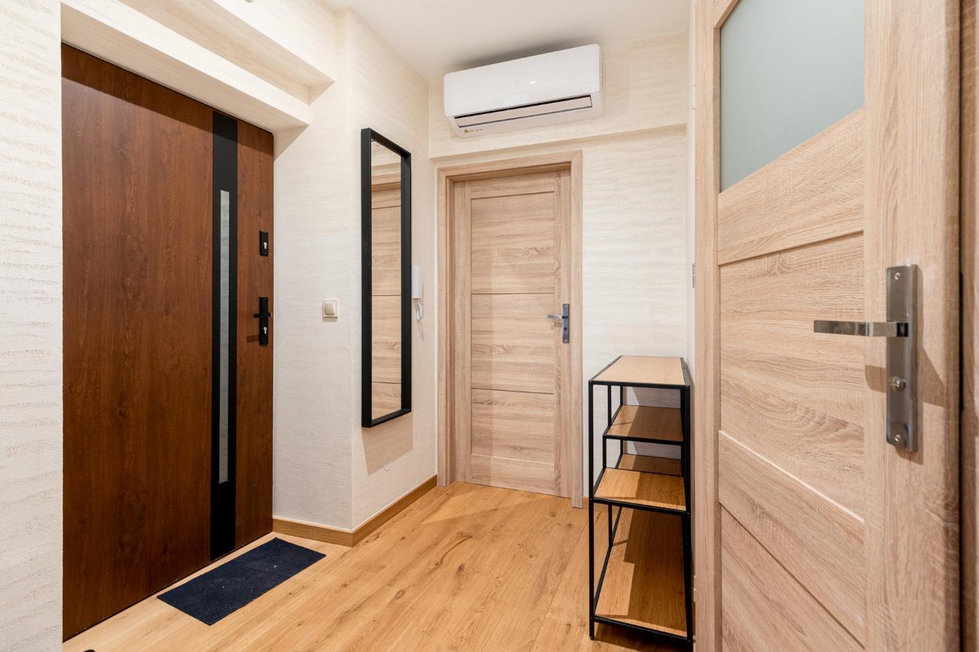 Revesen Premium Apartments Краків Екстер'єр фото